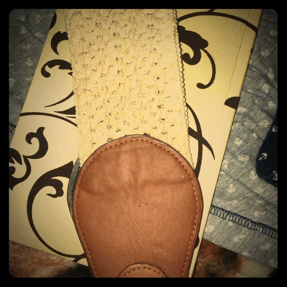 Crochet clip belt